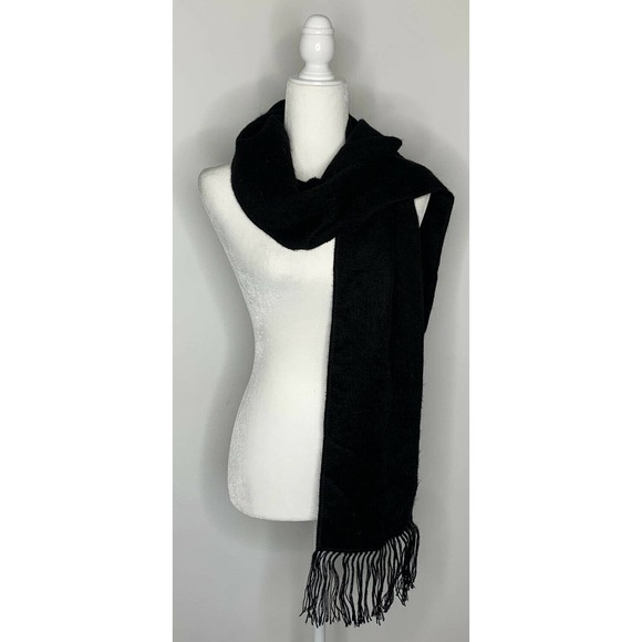 ALPACA Warehouse Camargo Black Alpaca Tassel Scarf - Picture 1 of 5